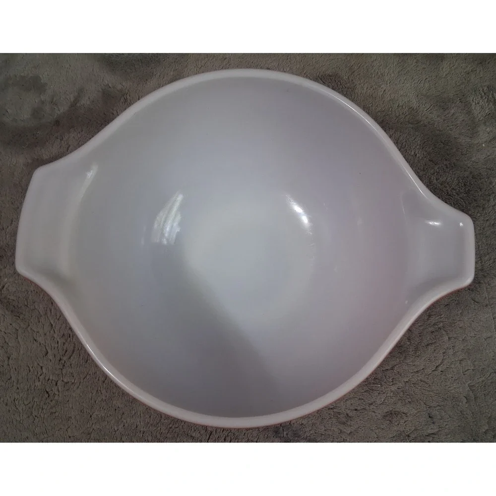 Pyrex this bowl